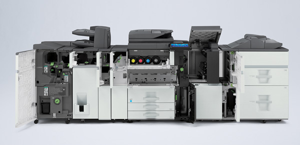 メンテナンスを簡略化するフロントアクセス