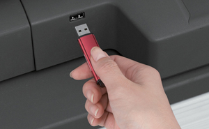 USBメモリーに直接書き込み可能