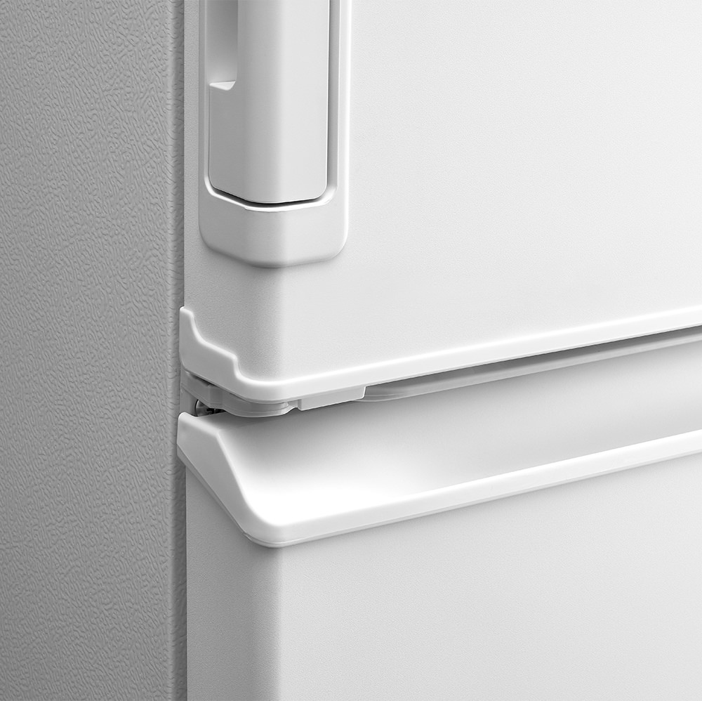 冷蔵庫:SJ-PW37K:ドアキャップの写真